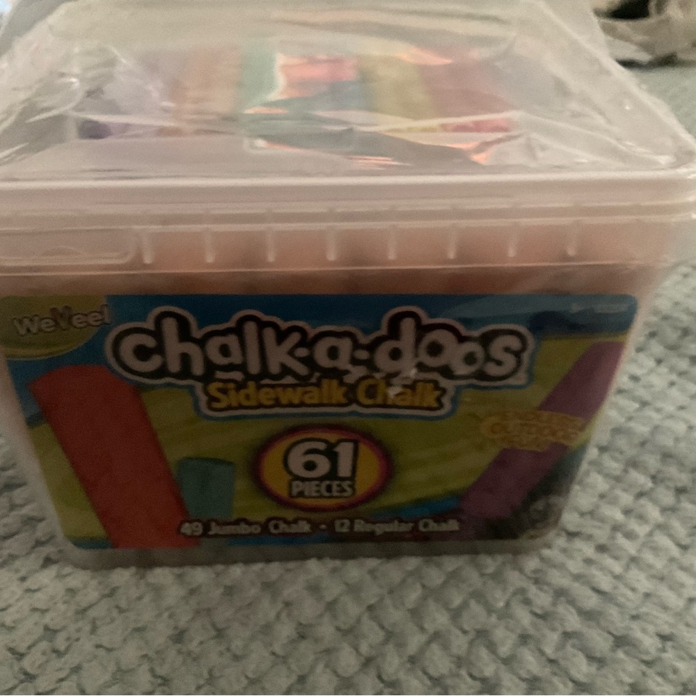 Sidewalk Chalk Set - 61 Pieces